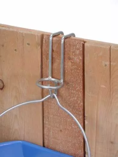 Tough1 Eimerhalterung zum Einhängen Stalltür