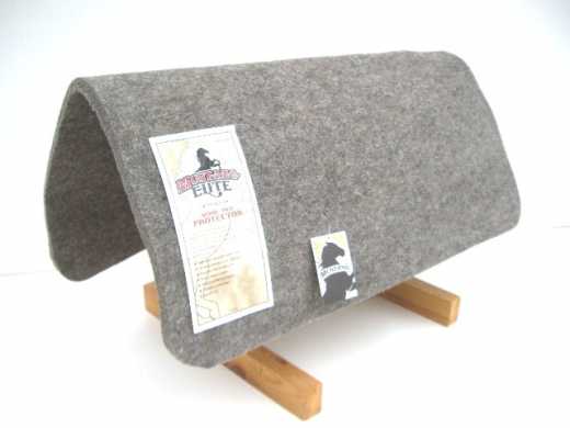 Mustang Filzunterlage für Westernpad aus Wollfilz Padschoner grau Mustang Filzunterlage für Westernpad aus Wollfilz Padschoner grau