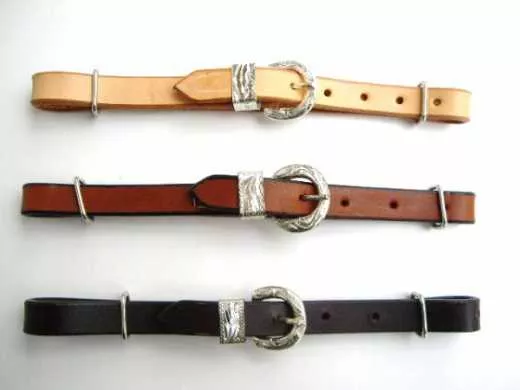 EE TACK Kinnriemen aus Leder mit Silberschnalle